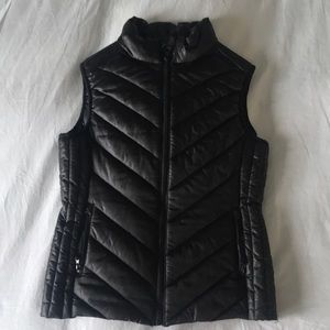 Cute, stylish, down-like vest